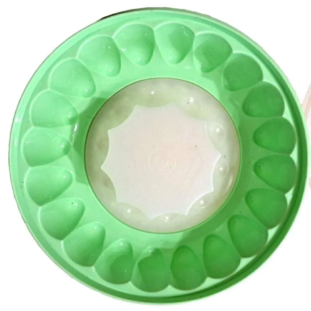 Vintage Tupperware Green 3-piece Jello/Ice Mold Made in USA